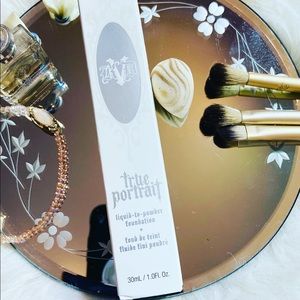 Kat Von D true portrait liquid to powder foundation in tan 074